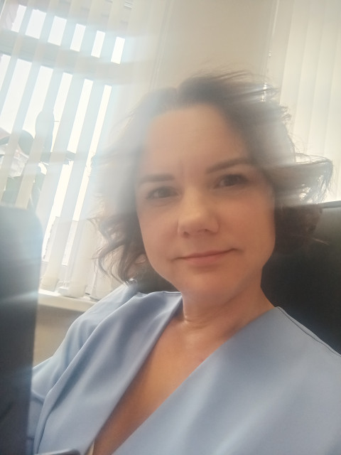 Елена, Санкт-Петербург, Звёздная, 40 лет, 1 ребенок. Она ищет его: мужчину для дружбы и общения.  Анкета 886730. 