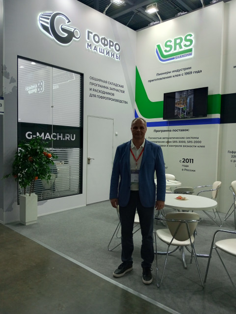 Олег, Россия, Москва, 52 года, 1 ребенок. Он ищет её: Хочется встретить женщину, которая зацепит меня, и которую зацеплю я... 
Не наблюдающуюся у психоло  Анкета 886760. 