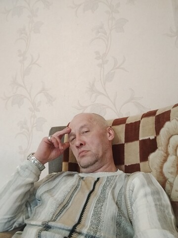 Алексей Волгирев, Россия, г. Каменск-Уральский (Свердловская область), 44 года, 1 фото. Ищу: Не злую  Анкета 886887. 