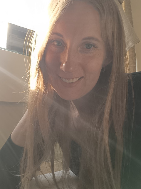 Евгения, Россия, Санкт-Петербург, 37 лет, 1 ребенок. Познакомлюсь с мужчиной для дружбы и общения.  Анкета 886899. 