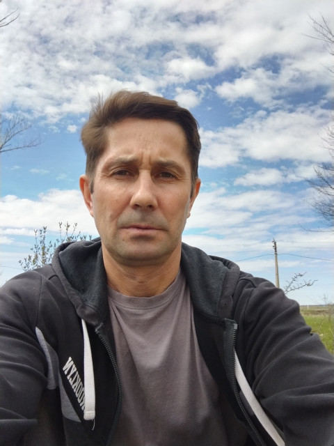 Анатолий, Россия, Уфа, 46 лет. Познакомлюсь с женщиной для любви и серьезных отношений, брака и создания семьи.  Анкета 887006. 