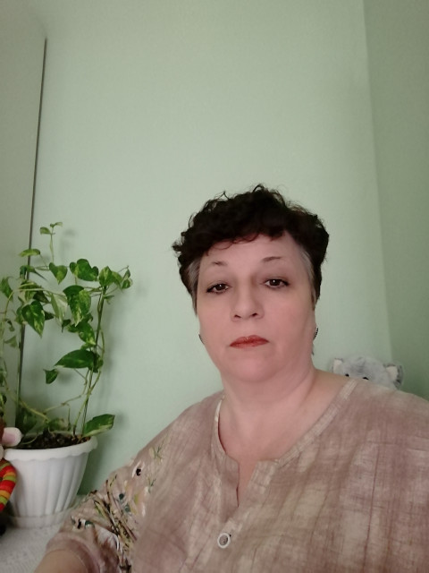 Елена, Москва, м. Лианозово, 65 лет, 4 фото. Познакомлюсь с мужчиной для любви и серьезных отношений, дружбы и общения, желательно чтобы мужчина...  Анкета 887052. 