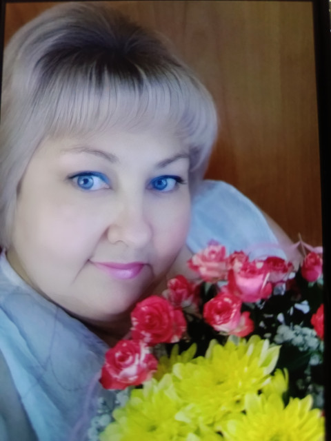 Марина, Россия, Санкт-Петербург, 56 лет, 1 ребенок. Познакомлюсь с мужчиной для гостевого брака, дружбы и общения. Хочется плечо рядом, доброго, спокойного...  Анкета 887123. 