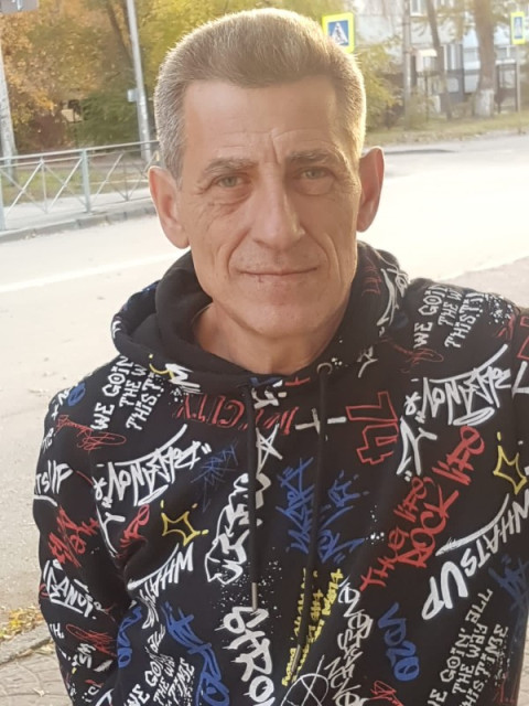 Михаил, Новосибирск, 57 лет, 3 ребенка. Познакомлюсь с женщиной для любви и серьезных отношений, брака и создания семьи, дружбы и общения.  Анкета 887166. 