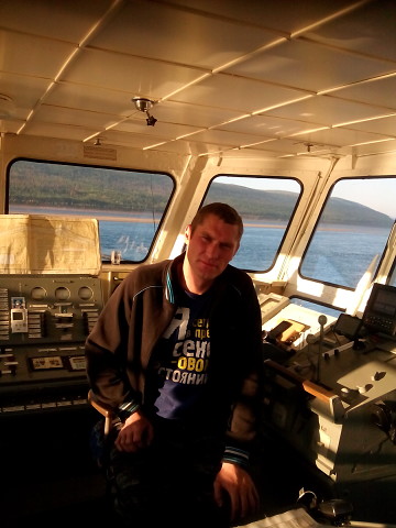 Евгений Первов, Россия, пгт. Пеледуй (Ленский у), 43 года, 3 ребенка, 1 фото. сайт GdePapa.Ru