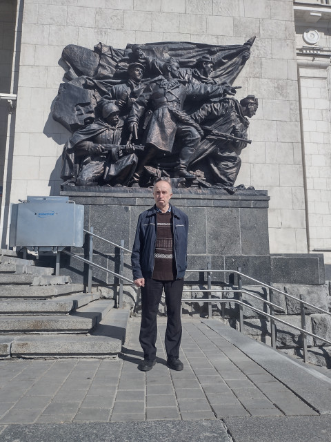 Михаил, Россия, Москва, 47 лет. Познакомлюсь с женщиной для любви и серьезных отношений, брака и создания семьи, рождения совместных...  Анкета 887287. 