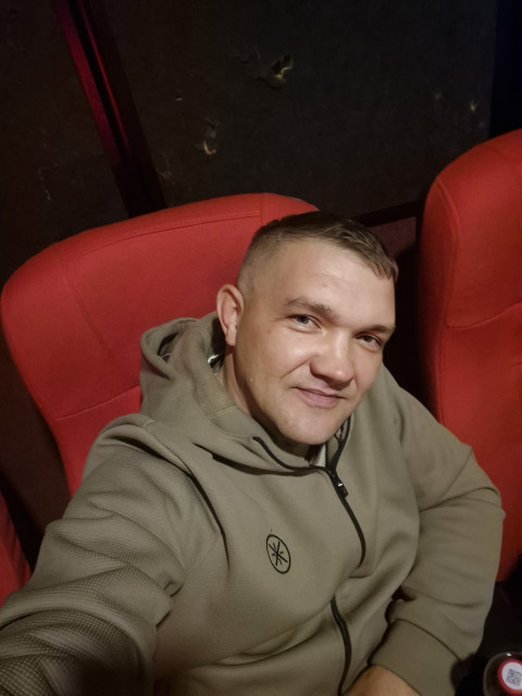 Андрей, Тула, 44 года, 2 ребенка, 1 фото. Он ищет её: женщину для любви и серьезных отношений, брака и создания семьи.  Анкета 887380. 