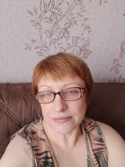 Любовь Аникеева, Россия, Тула, 53 года, 1 ребенок. Она ищет его: ищу мужчину для общения а там кто знает как пойдет. заботливого с чувством юмора. доброго душой. без  Анкета 887810. 