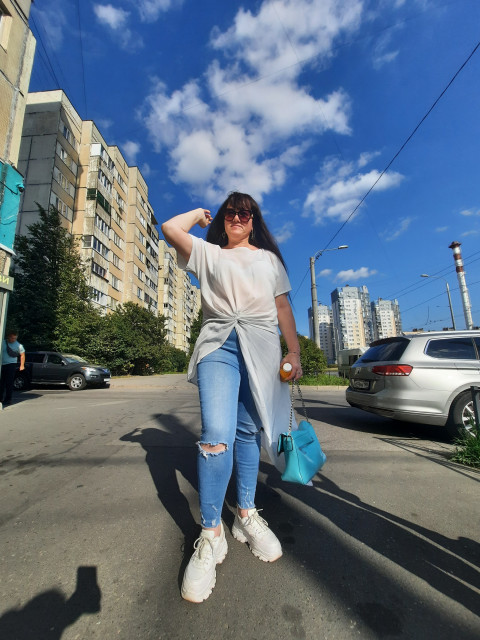 Светлана, Санкт-Петербург, 52 года. Познакомлюсь с мужчиной для дружбы и общения.  Анкета 887892. 