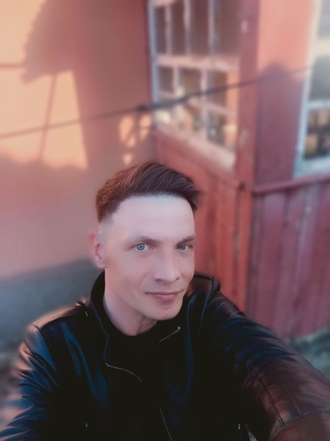 Vova, Макеевка, 42 года, 1 ребенок. Познакомлюсь с женщиной для любви и серьезных отношений.  Анкета 887912. 