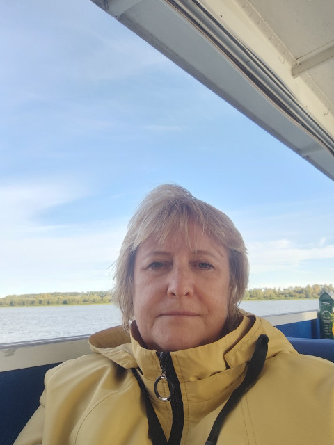 Светлана, Омск, 62 года. Она ищет его: Хотелось бы встретить умного, адекватного, образованного и грамотного мужчину для знакомства с целью  Анкета 888030. 