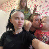 На фото просто подруга