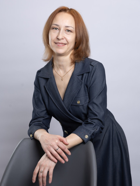 Алина, Россия, Москва, 44 года, 2 ребенка. Ищу мужчину для общения и если загорится искорка может и для отношений. Найти своего человека очень...  Анкета 888338. 