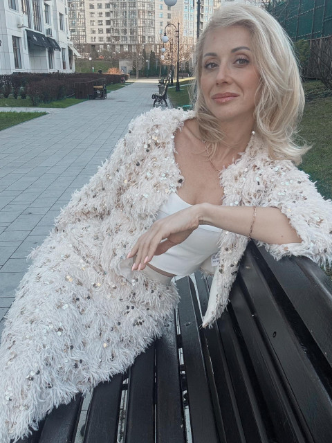 Инна, Москва, м. Черкизовская, 42 года. Она ищет его: мужчину для любви и серьезных отношений, брака и создания семьи, воспитания детей.  Анкета 888700. 