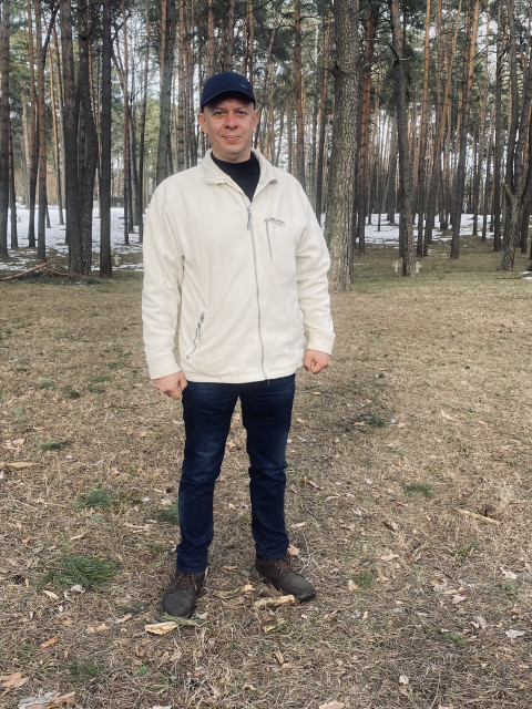 Николай, Россия, Дзержинский, 48 лет. Познакомлюсь с женщиной для дружбы и общения.  Анкета 888862. 