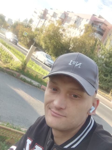 Андрей, Россия, Мурманск, 33 года. Познакомлюсь с женщиной для любви и серьезных отношений, брака и создания семьи.  Анкета 889405. 