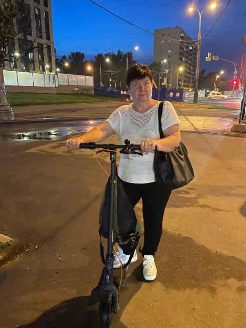 Наталия, Москва, 65 лет, 1 ребенок. Познакомлюсь с мужчиной для дружбы и общения.  Анкета 889562. 