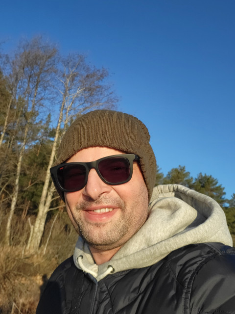 Евгений, Россия, Санкт-Петербург, 42 года, 1 ребенок. Мне важно встретить женщину, с которой смогу создать настоящие отношения и, возможно, семью. Моя цель...  Анкета 889773. 