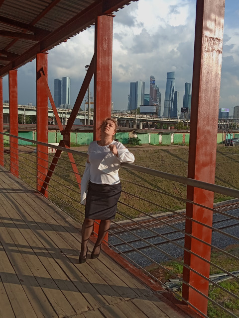 Юлия, Россия, Москва, 45 лет, 1 ребенок. Познакомлюсь с мужчиной у которого есть ребенок для дружбы и общения, который любит природу и животных....  Анкета 890014. 