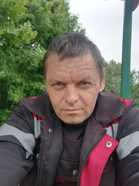 Павел, Россия, Кингисепп, 43 года. Познакомлюсь с женщиной для любви и серьезных отношений, брака и создания семьи, воспитания детей, рождения...  Анкета 890464. 