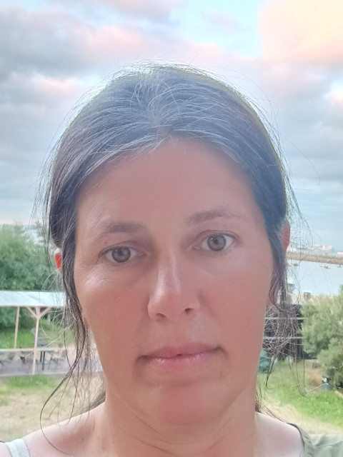 Анна, Россия, Москва, 47 лет, 3 ребенка. Она ищет его: Не знаю.. увижу- услышу- пойму хозяина дома. с традиционным взглядом на иерархию. любящего жизнь и т  Анкета 890650. 