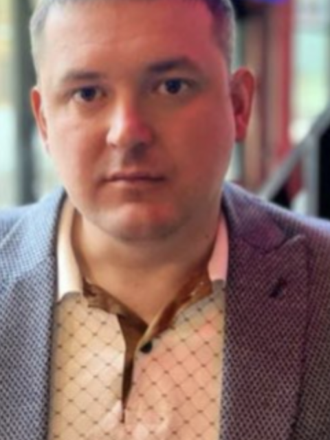 Джон, Санкт-Петербург, м. Проспект Ветеранов, 42 года, 2 ребенка. Ищу женщину которая будет меня любить и ценить живу с блогером кто понимает