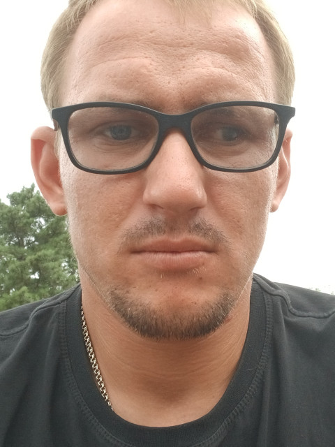 Dima, Ялта, 30 лет. Познакомлюсь с женщиной для гостевого брака.  Анкета 890967. 