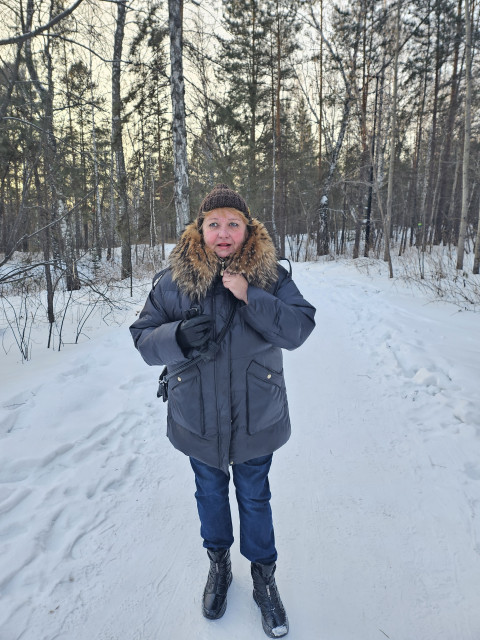 Елена, Красноярск, 51 год. Познакомлюсь с мужчиной для любви и серьезных отношений, дружбы и общения.  Анкета 891116. 