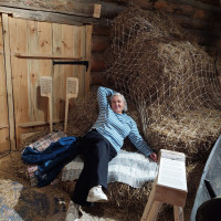 Флюра, Москва, м. Пятницкое шоссе, 67 лет