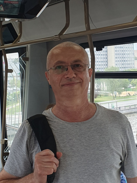 Павел, Россия, Москва, 50 лет, 1 ребенок. Познакомлюсь с женщиной для выяснения отношений и дележа имущества

Я дышу, твоими волосами, словно...  Анкета 892018. 