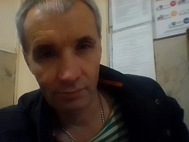 Дмитрий, Россия, Сясьстрой, 55 лет, 1 ребенок. Познакомлюсь с женщиной для любви и серьезных отношений, брака и создания семьи, дружбы и общения совместных...  Анкета 892254. 
