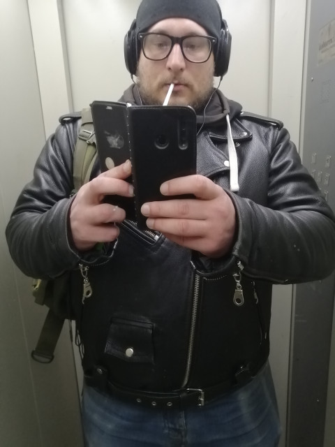 Петр Полукаров, Москва, м. Новокосино, 43 года. Ищу: Просто девушку, чо своими тараканами (будем дружить семьями) 🤣  Анкета 892426. 