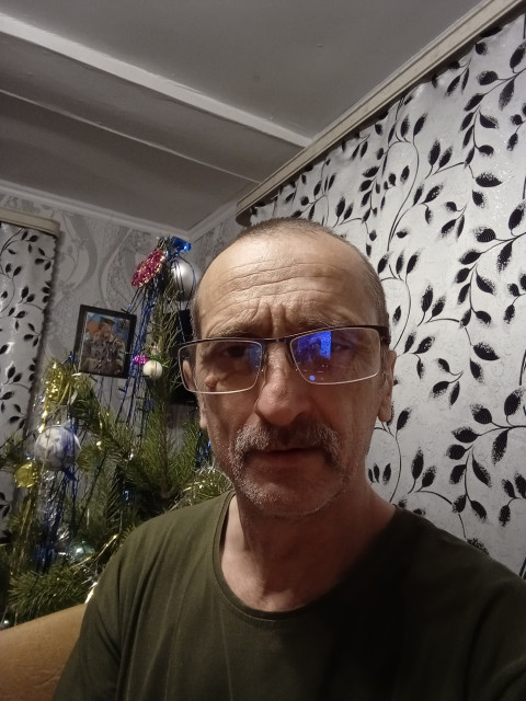 Владимир, Москва, м. Партизанская, 56 лет. Познакомлюсь с женщиной для гостевого брака, дружбы и общения.  Анкета 892622. 