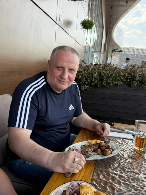 Александр, Россия, Москва, 62 года. Познакомлюсь с женщиной для любви и серьезных отношений.  Анкета 893081. 