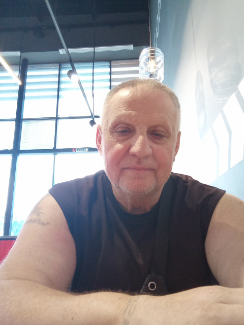 Александр, Россия, Москва, 62 года. Познакомлюсь с женщиной для любви и серьезных отношений.  Анкета 893081. 
