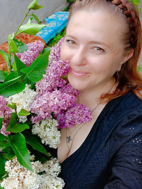 Татьяна, Луганск, 37 лет. Я живу в ЛНР г.Лутугино пригород Луганска!Я русская,православная,не судима,не замужем,детей нет,но хочу...  Анкета 893303. 