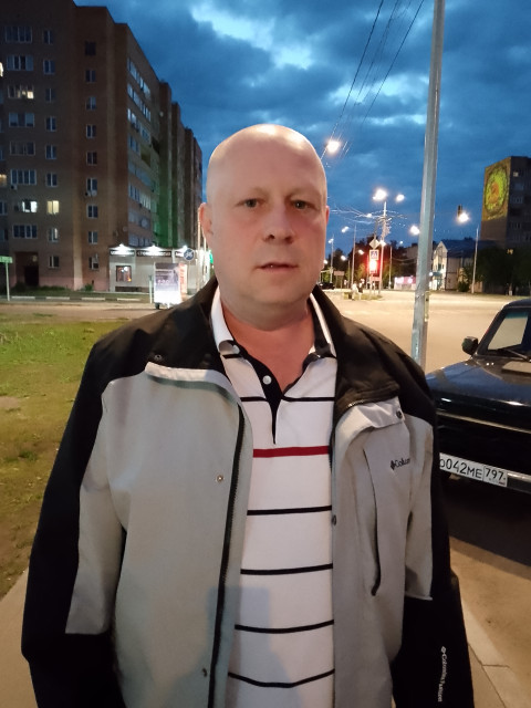 Сергей, Россия, Москва, 46 лет. Познакомлюсь с женщиной для любви и серьезных отношений, брака и создания семьи, дружбы и общения.  Анкета 893464. 