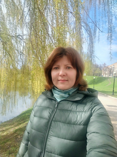 Галина, Москва, м. Новогиреево, 42 года, 1 ребенок, 4 фото. Познакомлюсь с высоким (185-187 см оптимально) некурящим молодым человеком для дружбы, общения, прогулок,...  Анкета 893519. 