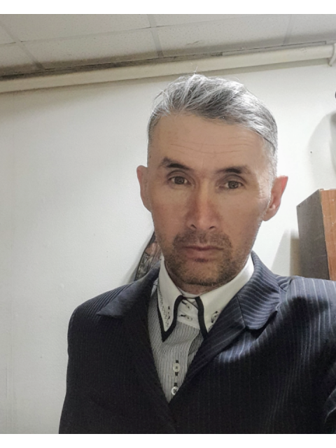 Зиннат, Россия, Уфа, 51 год, 2 ребенка. Познакомлюсь с женщиной для брака и создания семьи. вижу девушку стройную, женственную, кулинарка, образоваеие...  Анкета 893568. 