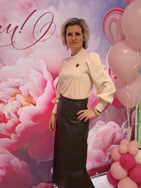 Светлана, Россия, Воронеж, 44 года, 1 ребенок. Познакомлюсь с мужчиной для брака и создания семьи.  Анкета 893585. 