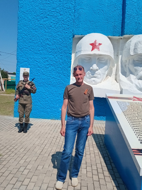 Вова Демедюк, Краснодар, 54 года. Ищу: Полненькую  Анкета 893607. 