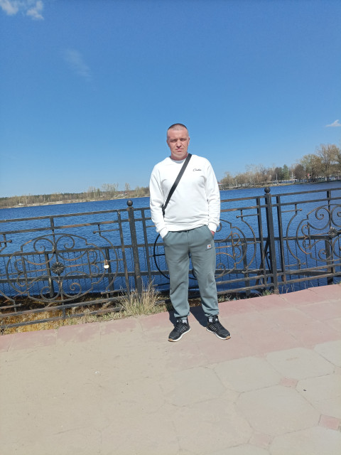 Роман, Гусь-Хрустальный, 45 лет, 1 ребенок. Познакомлюсь с женщиной для любви и серьезных отношений.  Анкета 893719. 
