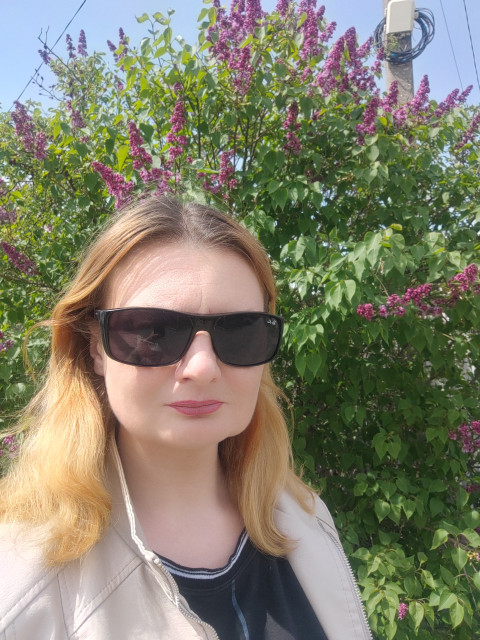 Дарья Долганова, Макеевка, 35 лет, 1 ребенок, 1 фото. Ищу: Уверенного в себе, целеустремлённого, заботливого,понимающего и не пьющего  Анкета 893879. 