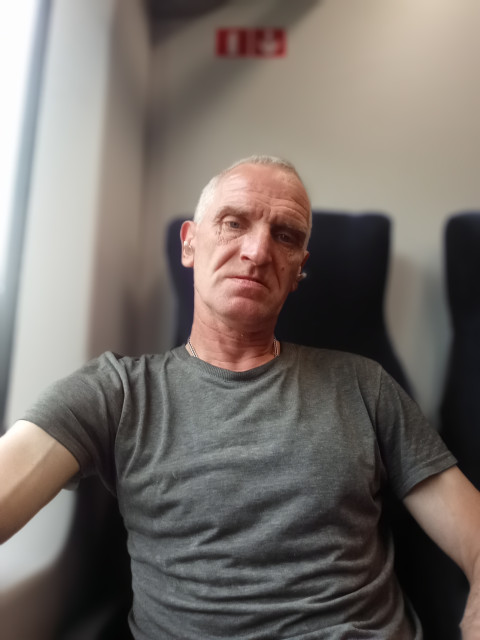 Александр, Россия, Москва, 48 лет, 3 ребенка. Познакомлюсь с женщиной для любви и серьезных отношений, брака и создания семьи, воспитания детей, и...  Анкета 893892. 
