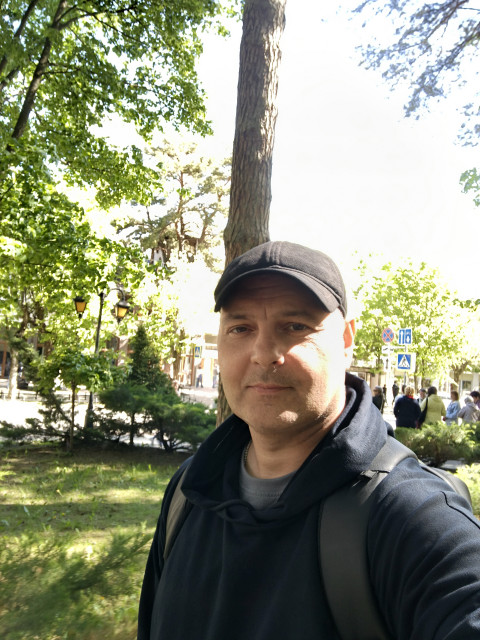 Роман, Санкт-Петербург, м. Девяткино, 48 лет. Ищу: Добрую, отзывчивую, нежную, умную, красивую, внимательную, энергичную)  Анкета 893923. 