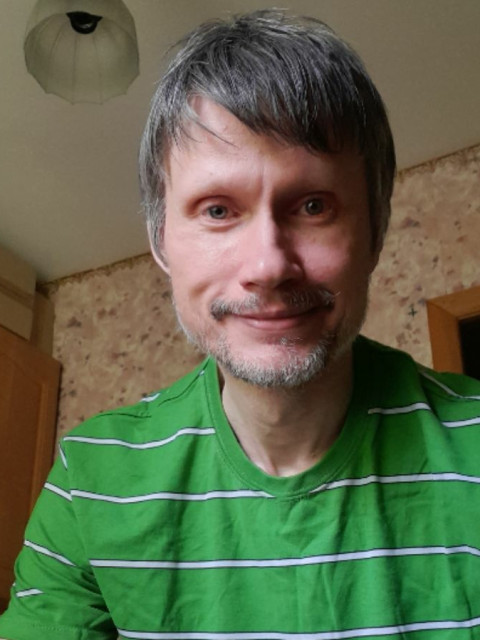 Евгений, Россия, Москва, 46 лет. Ищу ни курящую и ни пьющую. Которая ценит и бережет свое и мое здравие, желает создать семью.  Анкета 893946. 