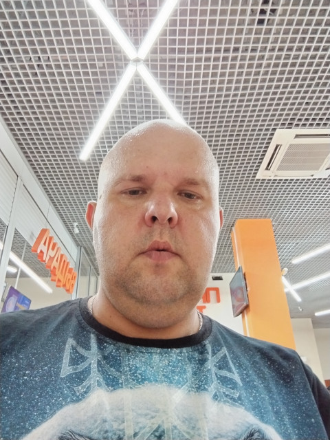 Виктор, Россия, Воронеж, 42 года. Ищу: Добрую заботливаю, встретимся а там видно будет  Анкета 894424. 
