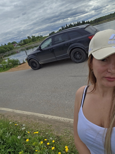 Nata Li, Гатчина, 41 год, 2 ребенка. Ищу: Мужчина от 37 до 42. Трудолюбивый, хочет семью большую и крепкую, хочет ещё детей ( совместных),не пьющий...  Анкета 894472. 