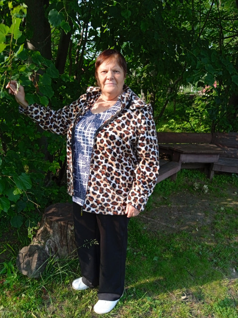 Надежда Лячина, Москва, 70 лет, 1 ребенок. Ищу: Свободного от прежних отношений без вредных привычек по возрасту  Анкета 894678. 
