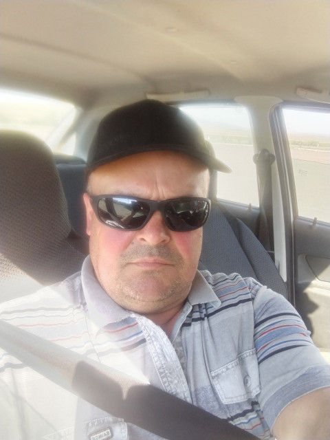 Слава, Россия, Абакан, 49 лет. Ищу: Можно постарше, красивую и умную  Анкета 895739. 
